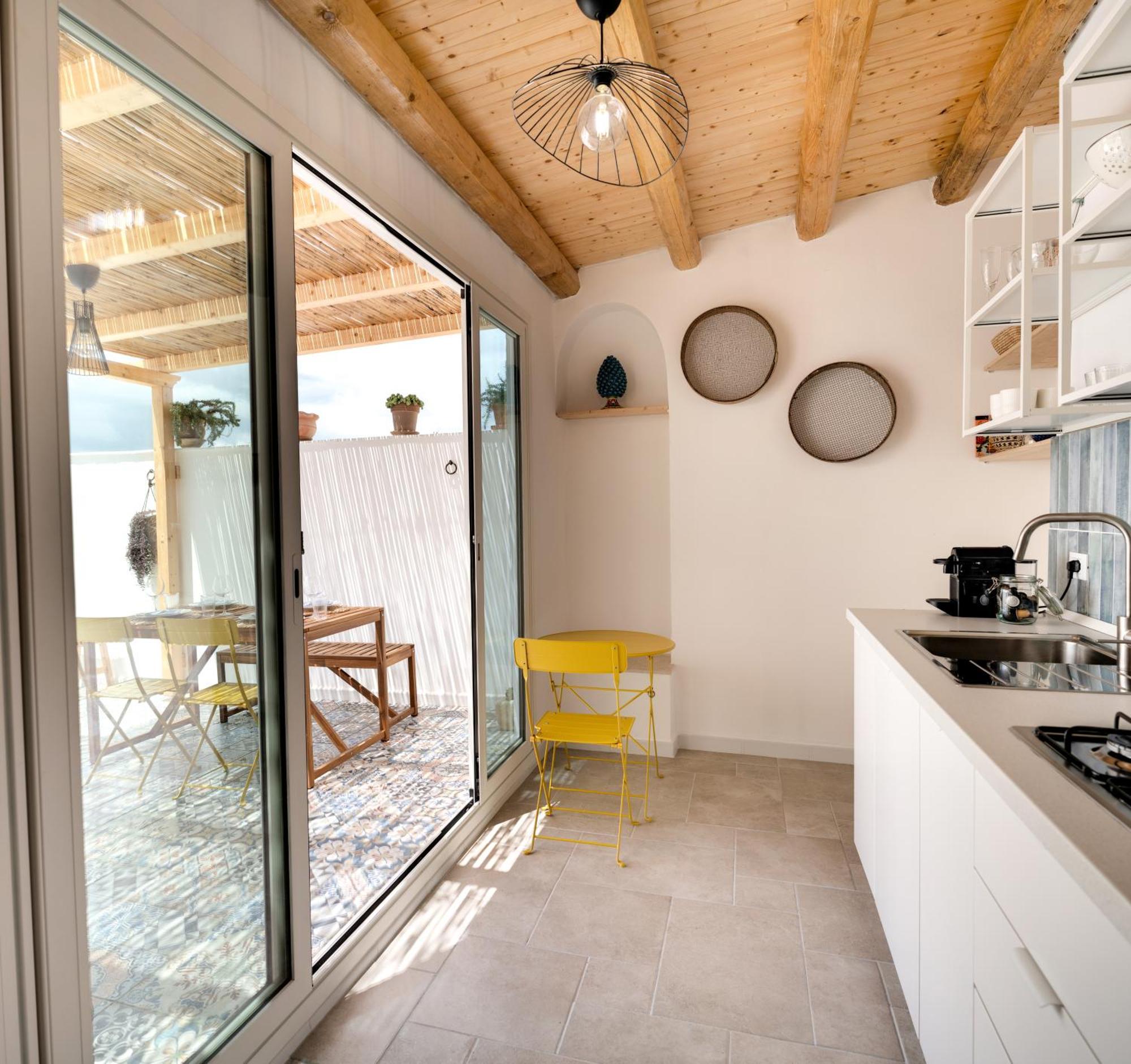 Apartamento Vico Larzio 6 "Terrazza Sul Vico" Noto Exterior foto